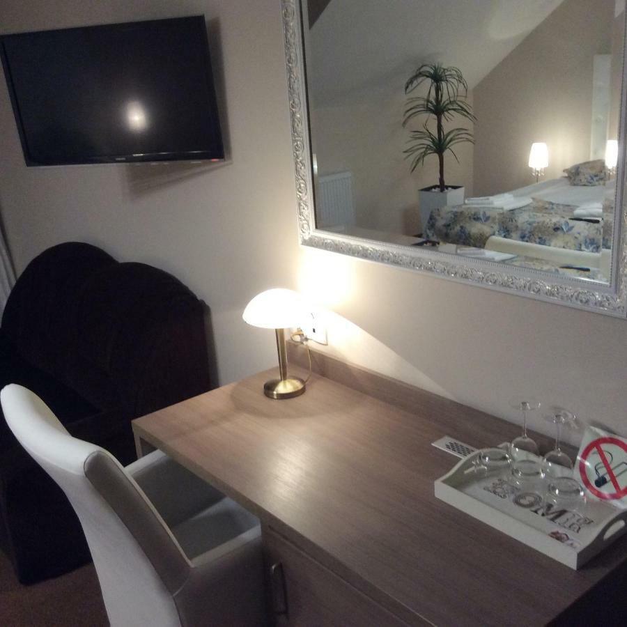 Amberia Mikolajki Lägenhet Exteriör bild